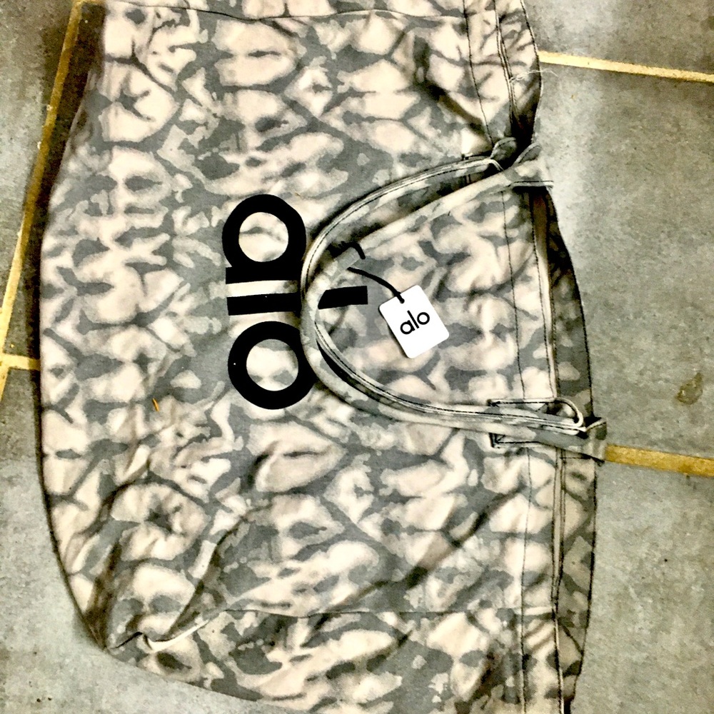 ALO tote bag  shoulder bag new with tags